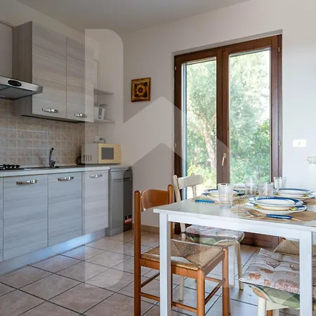 Homiday - Mila Villa Pineto