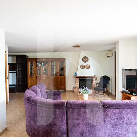 Homiday - Mila Pineto