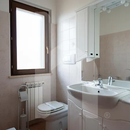Homiday - Mila Villa Pineto