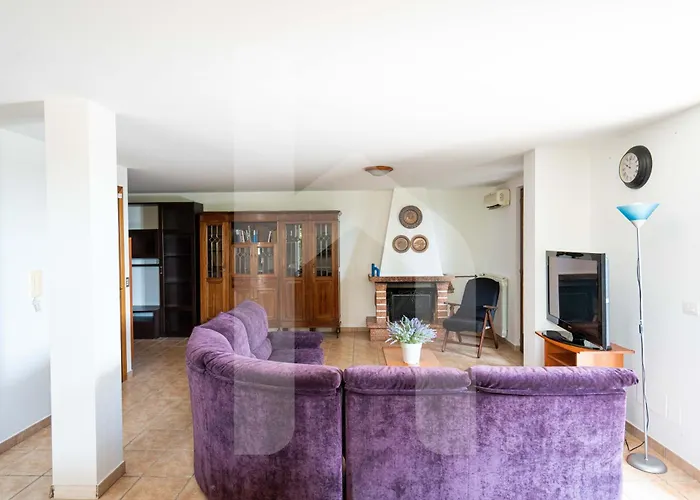 Homiday - Mila Pineto