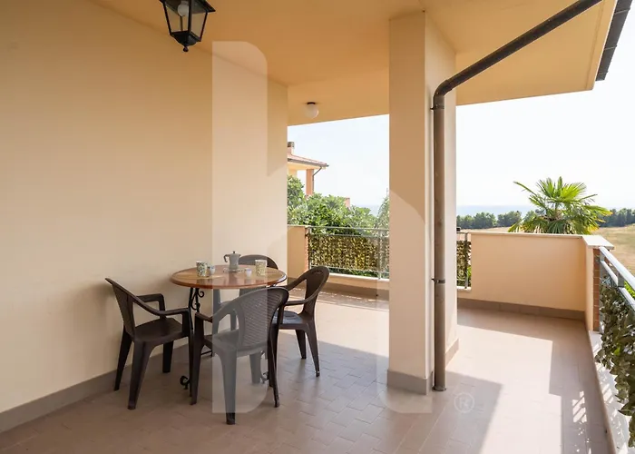 Homiday - Mila פינטו