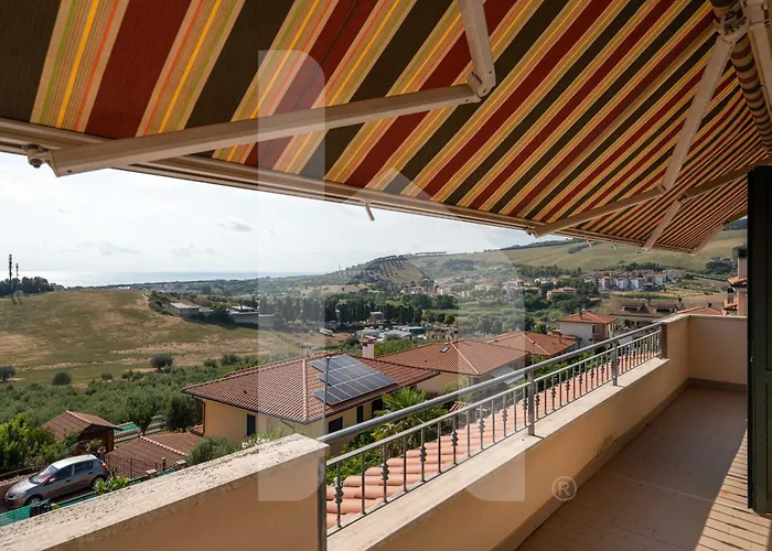 Homiday - Mila Pineto